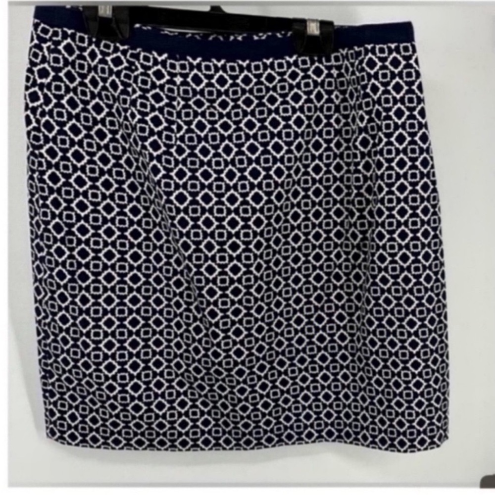 Talbots Skirt Sporty Preppy Pocket Zip Lined Skirt 4 Navy White Geometric 4 - Picture 2 of 2